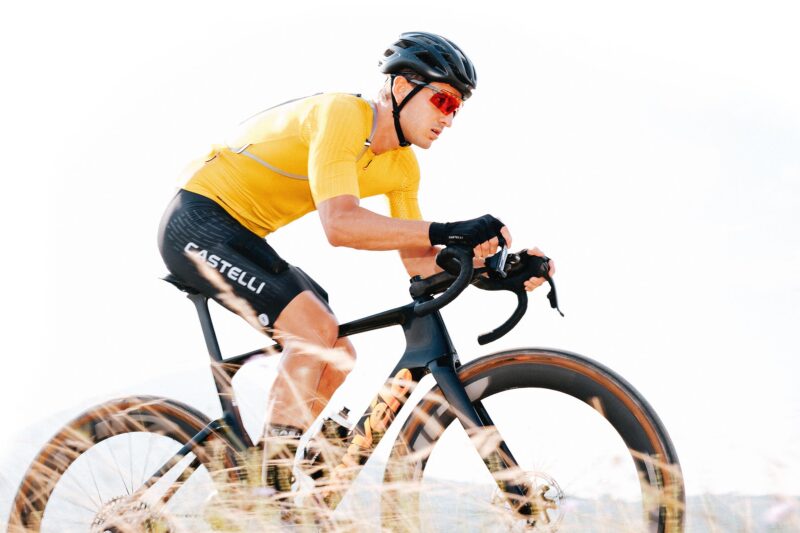 Castelli Unlimited Gravel Skinsuit Puts 1.5L of Hot Aero H₂O on Your Back & Snacks on Thighs